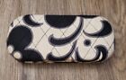 Vera Bradley Eye Glass Case 6 1/4 x 2 1/8 Hard Clam Shell Navy & White Floral