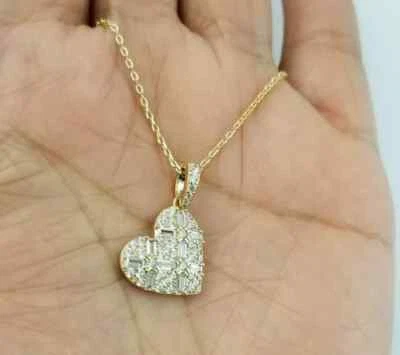 Colgante corazón baguette baguette real de 1,20 quilates enchapado en oro amarillo de 14 k Foto 1 de 4