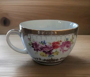 Sorelle Handcrafted Pretty Floral & Gold Tea Cup💐 - Picture 1 of 9