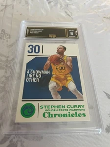 Stephen Curry Warriors 2018 Chronicles Green # 90 grado 8 L@@@K - Imagen 1 de 2