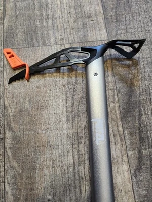 GRAN REGALO DE NAVIDAD - Hacha de Hielo Glaciar Petzl - 50cm (NUEVA Foto 1 de 4