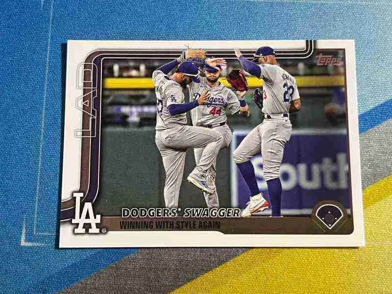 Topps Serie 1 2025 Elige tu base Completa tu conjunto #176-350 - Compra más y ahorra Foto 1 de 1