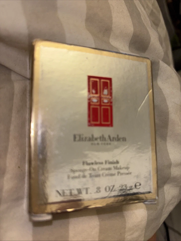 Compact Make Up Elizabeth Arden Flawless Finish Creamy Nº 40-beige 23 g - Image 1 of 1
