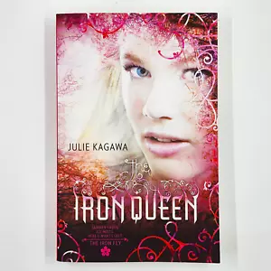 The Iron Queen (Iron Fey Series #3) by Julie Kagawa (Paperback, 2011) - Picture 1 of 4