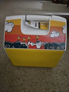 Snoopy 50 years Beagle Scouts 7 Qt/6L Igloo cooler - Picture 1 of 7