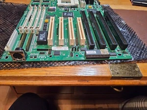 VINTAGE SUPER P55CWA rev 1 motherboard socket 5 - Picture 1 of 3