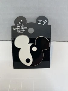 Disney Trading Pin 2000 Mickey Ears Ying-Yang - Picture 1 of 2