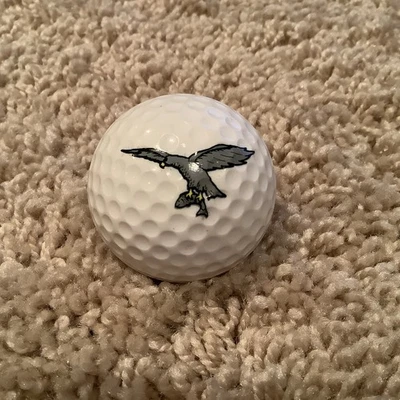 Pelota de golf Ping con águila Foto 1 de 4