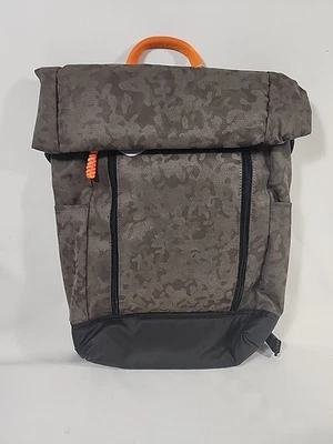 瑞士 Victorinox ALTMONT 经典滚顶背包 橄榄迷彩 免运费 — 第 1/4 张图片