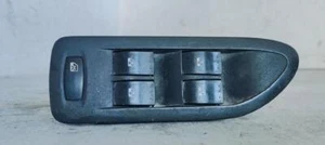 8200397299B mando elevalunas delantero izquierdo para RENAULT LAGUNA II (BG0) - Imagen 1 de 7
