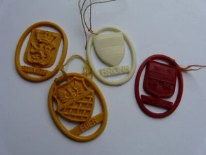 4 German WHW VDA Winterhilfswerk Badges. Cities, Coats of Arms (145) - Picture 1 of 2