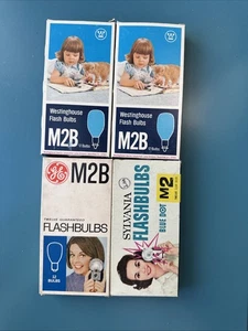 Vintage 4 Boxes of Flashbulbs ,1 Sylvania , 1 Ge, 2 Westinghouse  Free Shipping - Picture 1 of 6