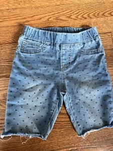 Cat & Jack Girls Jean Heart Shorts Size 5 ￼ - Picture 1 of 3