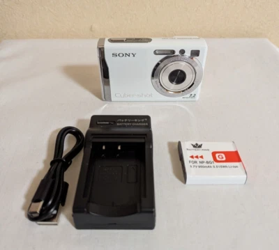 Sony Digital Camera DSC-W80 Cyber Shot White 3.0x 7.2MP Compact Camera - Image 1 of 4