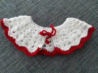 Nuevo Collar de Navidad para niños de ganchillo hecho a mano de 5 a 8 años. Brillo rojo y blanco Foto 1 de 4