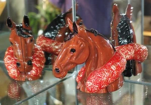 TIMMY WOODS HORSE BUST KENTUCKY DERBY EQUESTRIAN CHAMPION ROSE SHOULDER BAG - Picture 1 of 19