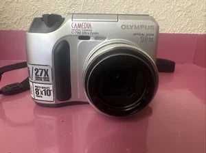 Olympus Camedia C-700 Ultra Zoom 2.1MP Digital Camera N547 - Picture 1 of 3