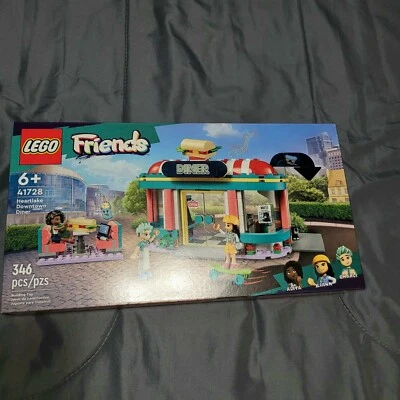 LEGO® Friends Heartlake Downtown Diner Building Set 41728 NUEVO Foto 1 de 2
