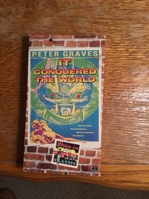 IT CONQUERED THE WORLD 1956 Peter Graves Lee Van Cleef COLUMBIA VHS VIDEO - Image 1 of 3