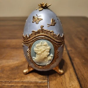 Music Box San Francisco Co, Blue & Gold Cameo Egg / Velvet Ring Works, Vintage - Picture 1 of 10