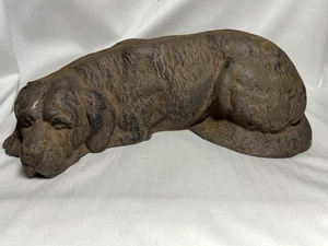 Antica panca per cani Terranova dormiente in ghisa - Foto 1 di 9