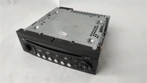 Autoradio Radio CD Player Audio 98032839XT00 Citroen C3 Peugeot 207 Berlingo - Bild 1 von 1