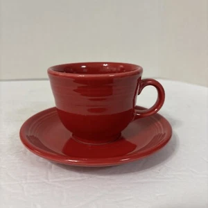 Fiesta Ware Scharlachrot Tasse und passende Untertasse Set - Bild 1 von 7