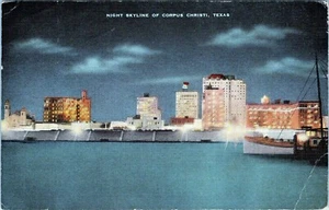 Postal publicada del horizonte nocturno de Corpus Christi - Imagen 1 de 2