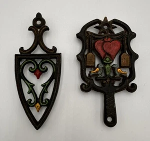 Vintage Wilton Cast Iron Metal Hot Plate Trivet Set of Two Birds Hearts MCM - Picture 1 of 7