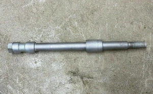 1986 Honda VF700 Front Axle - Picture 1 of 3
