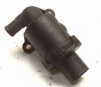 2010 Ski-Doo Snowmobile Expedition 1200 Se 4-TEC Thermostat Housing - Image 1 of 4