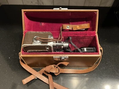 Cargador Bell & Howard para cámara de 8 mm 172 y estuche y Weston Master 2 vintage Foto 1 de 4