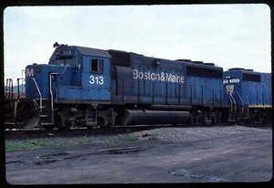 Original Rail Slide - BM Boston & Maine 313 E Binghamton NY 5-24-1987 - Picture 1 of 1