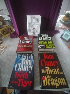 TOM CLANCY SAMMLUNG VON 4 BÜCHERN NEUWERTIG MIT STAUBABDECKUNGEN 1998 2002 2003 2010 - Bild 1 von 9