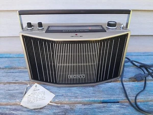 Sony MR-9300WA Solid State AM/FM Stereo Portable Table Radio AC / Battery Vtg. - Picture 1 of 7