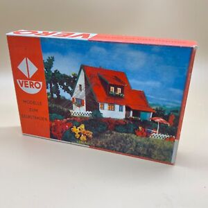 OVP Sammler VERO (ehe. DDR) Haus mit Terrasse  - rote Originalverpackung
