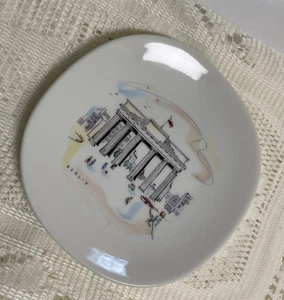 Edelstein Bavaria 1950’s(?) Porcelain Commemorative-Brandenburg Gate-No Quadriga - Picture 1 of 5