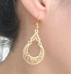 Handmade Gold Bali Filigree Earrings, Gold Filigree Teardrop Earrings - Picture 1 of 5