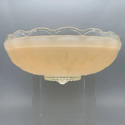 Antigo Art Deco vidro fosco rosa 3 furos recortado em relevo pendurado sombra clara - Imagem 1 de 4