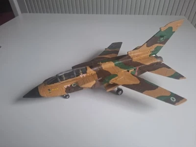 Corgi AA33604 & Decals aus Revell 4363 - Tornado IDS Royal Saudi Air Force 6602 - Bild 1 von 2