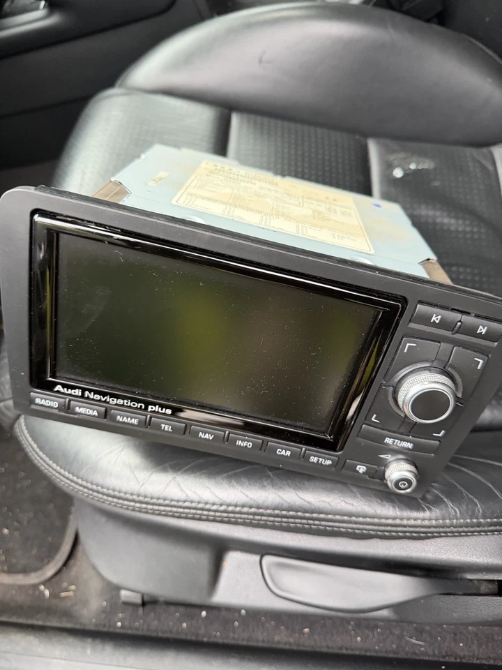 Audi A3 S3 RS3 8P 2004-2013 RNS-E Navigation Plus Sat Nav Head Unit 8P0 035 192S - Image 1 of 3