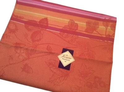 "Mantel recubierto Le Jacquard Francais FRUITS ROUGES POTIMARRON calabaza 69x59""" Foto 1 de 4