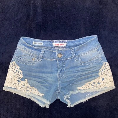 Pantalones Cortos Hot Kiss Cici Para Mujer Talla 1 Azul Claro Elastizados Denim Tapete Acentos Foto 1 de 3