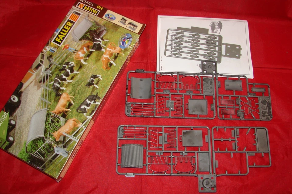 FALLER HO MAQUETTE RATELIERS A FOURAGE FERME 130526 TRAIN ELECTRIQUE NEUF BOITE - Photo 1/1