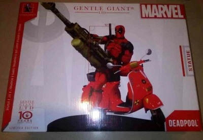 Gentle Giant Deadpool Estatua Vespa Scooter Marvel Limited RARO 233/550 Foto 1 de 3
