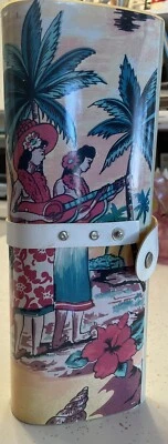 Capa de revista vintage bolsa clutch havaiana celulóide - Imagem 1 de 4