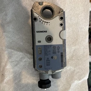 Gebrauchter Siemens GEB136.1U | Federloser Dämpferantrieb - Bild 1 von 4