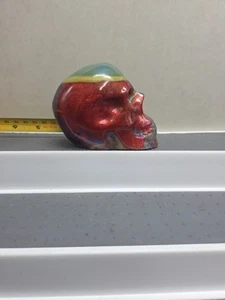 Harz Kunst Totenkopf Handarbeit schimmernd mehrfarbig Deko Künstler Unikat Regal - Bild 1 von 12