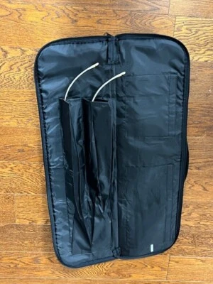 Take down Recurve bow case with limb protective sleeves - Image 1 of 3