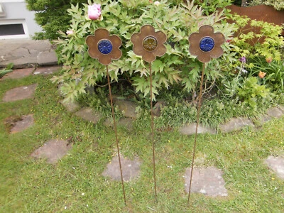 Gartenstäbe Gartenstab Blume Windlichter Teelicht Metall mit Glaseinsatz 3 Stück - Bild 1 von 4